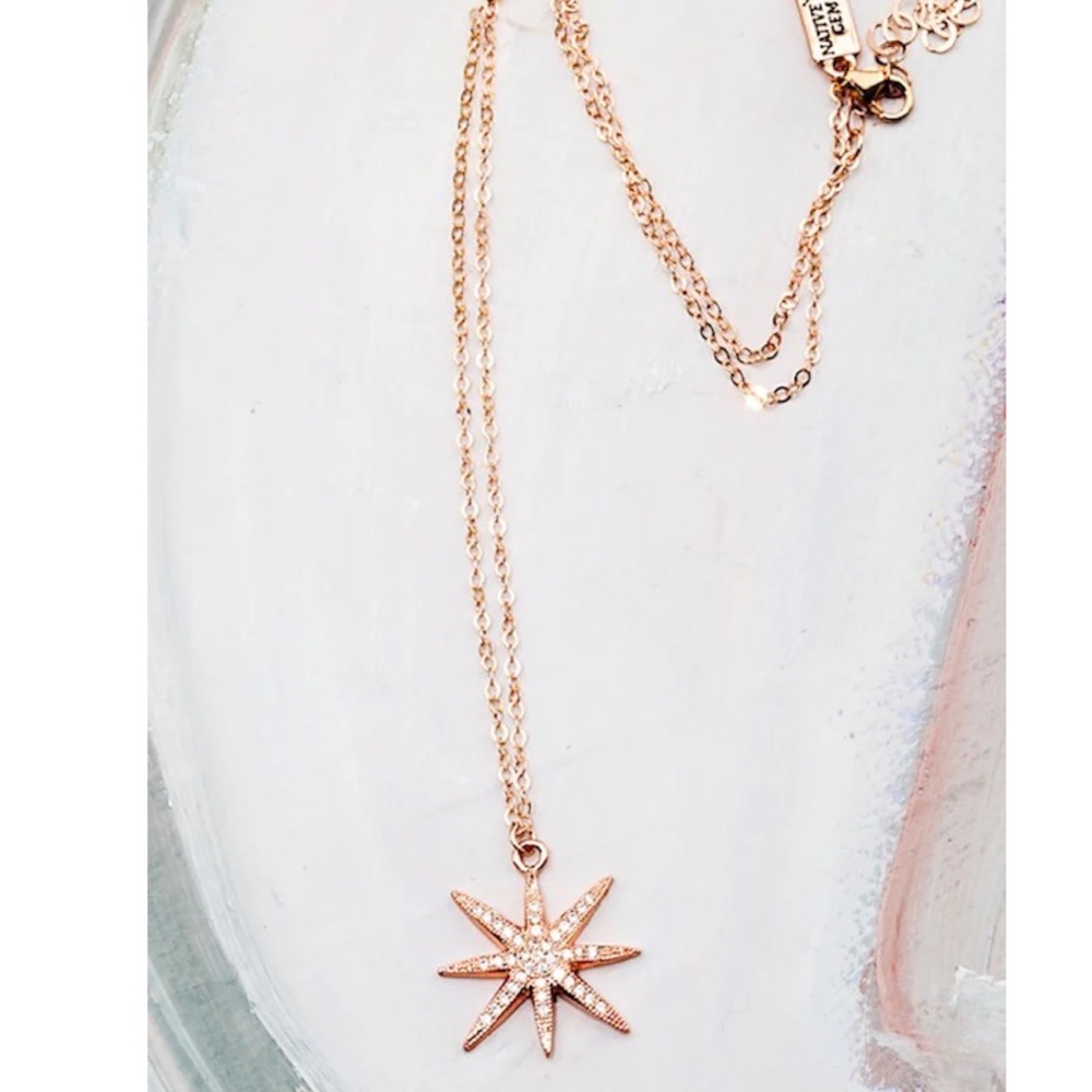 SALe !native Gems star necklace
